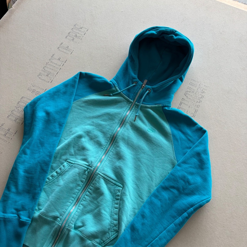 Y2K Nike Full Zip Hoodie